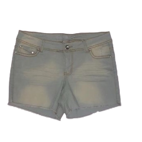 BONGO JUNIOR'S OMBRE FRAYED DENIM SHORTS - 13 MINT (BRAND NEW) - Picture 1 of 4